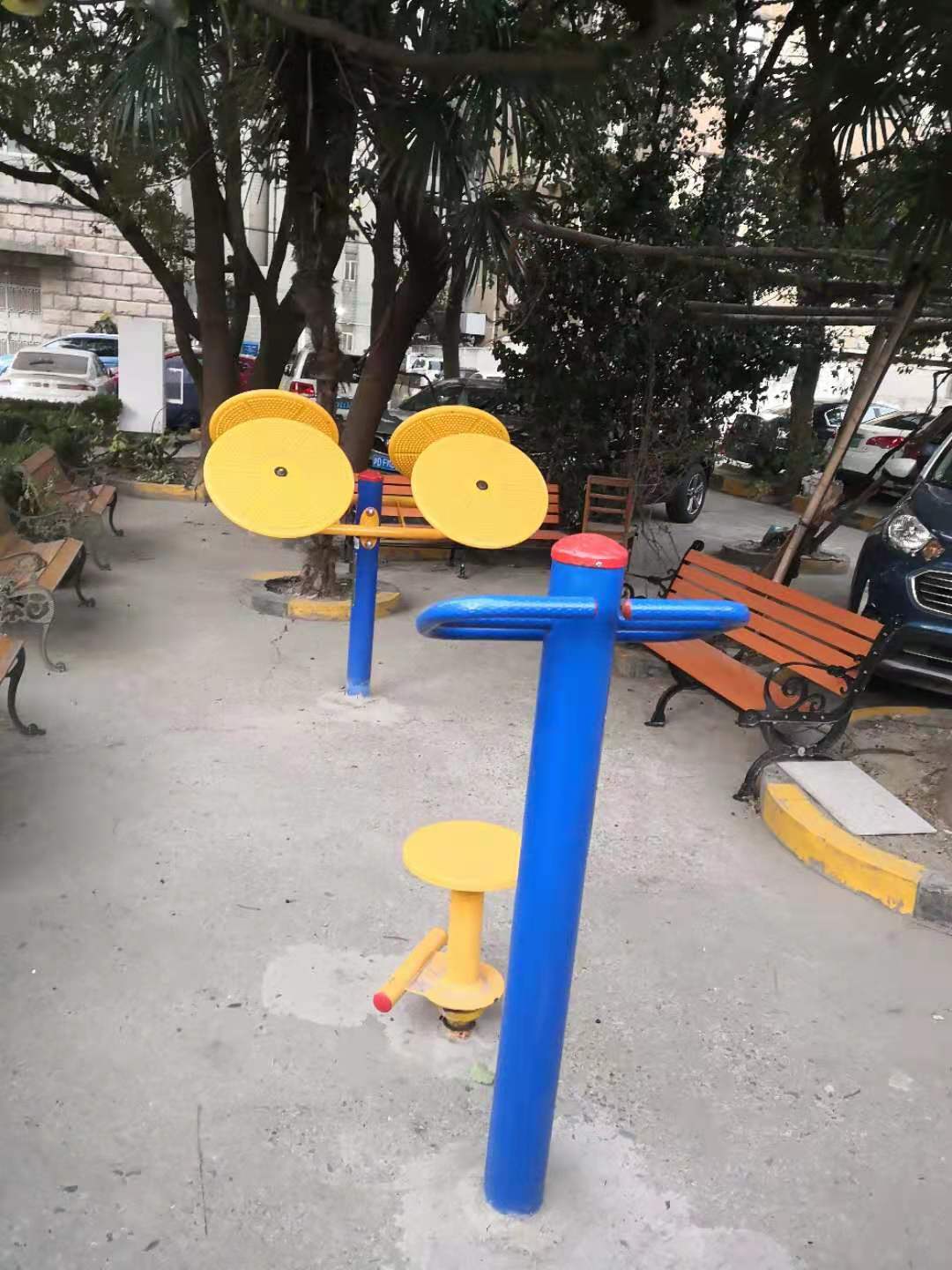 靜安區芷江西路街道光華坊居委健身點（永興路525弄）