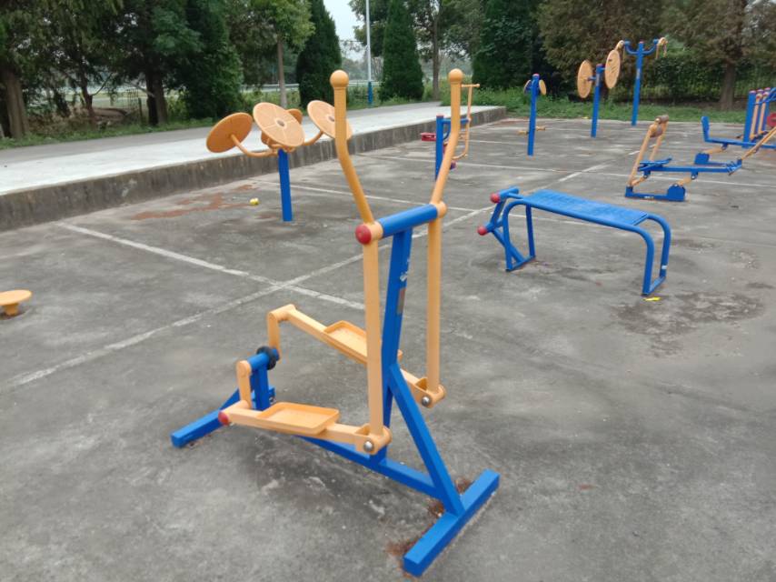 室外橢圓機