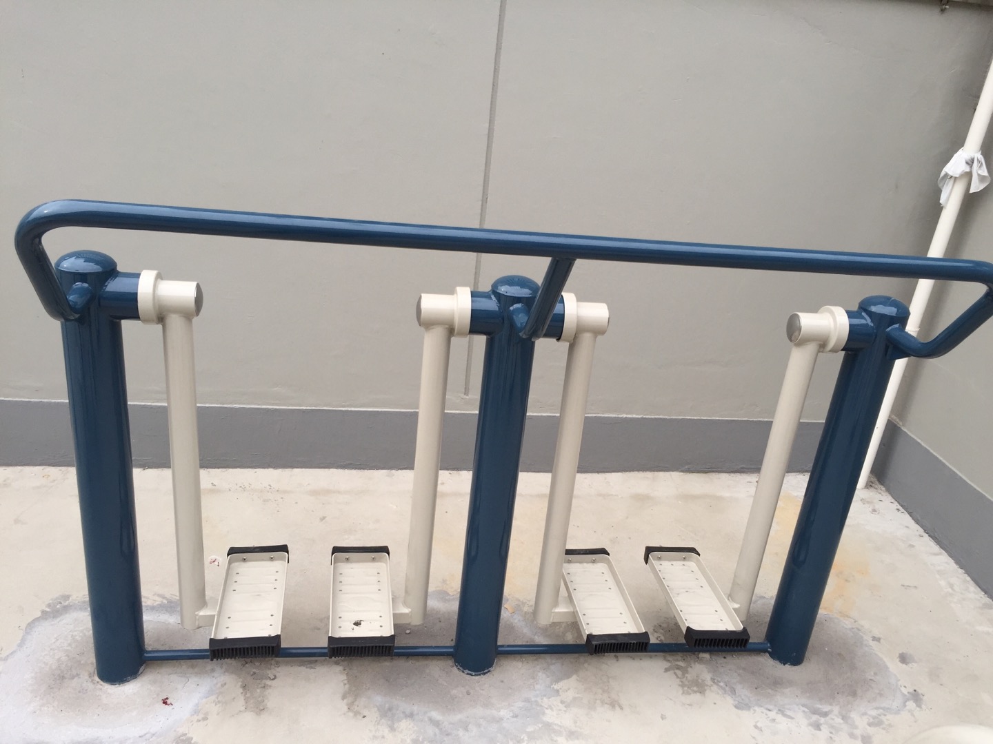 二位太空漫步機(jī) 二位太空漫步機(jī)