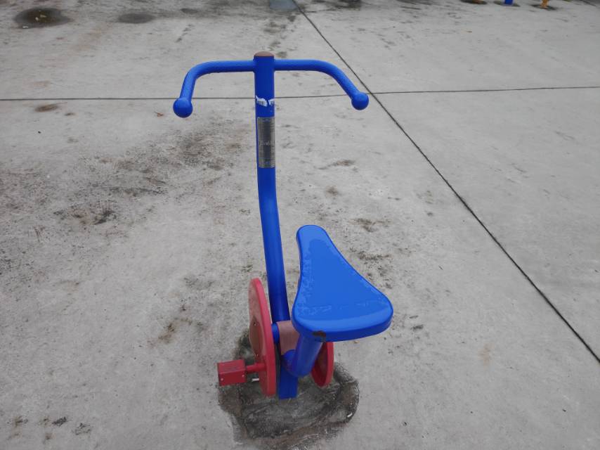 直立健身車 直立健身車