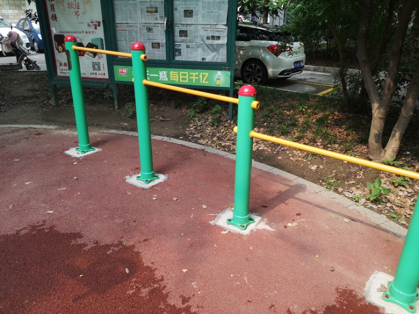 多聯壓腿架 多聯壓腿架