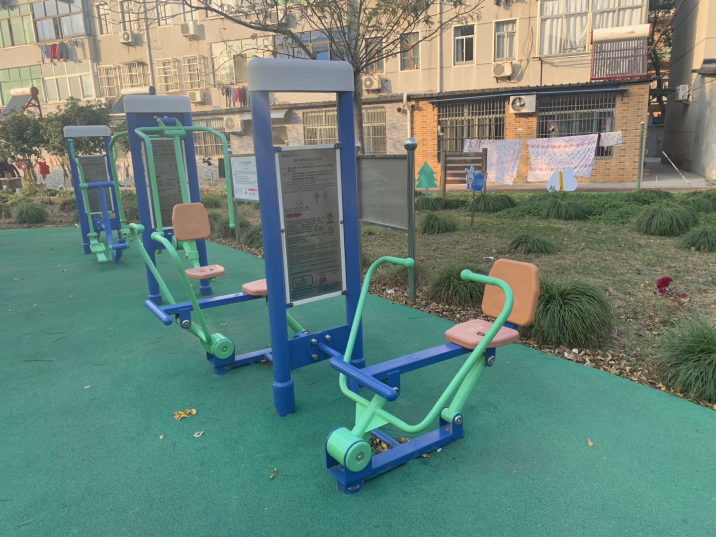 雙立柱平推平拉訓(xùn)練器 雙立柱平推平拉訓(xùn)練器