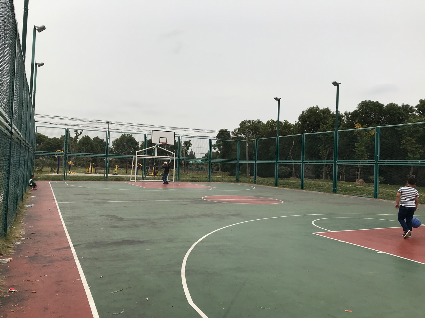 葉榭鎮團結村籠式多功能場地 葉榭鎮團結村籠式多功能場地