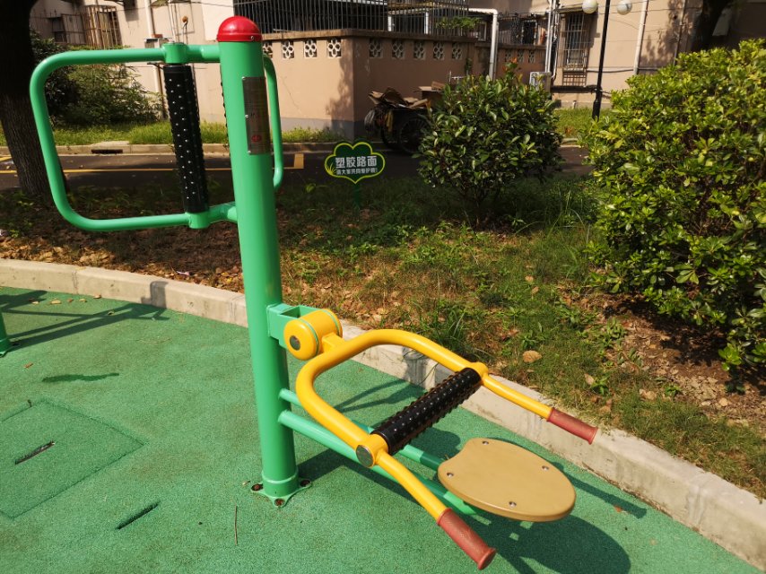 坐式腰背按摩器 坐式腰背按摩器