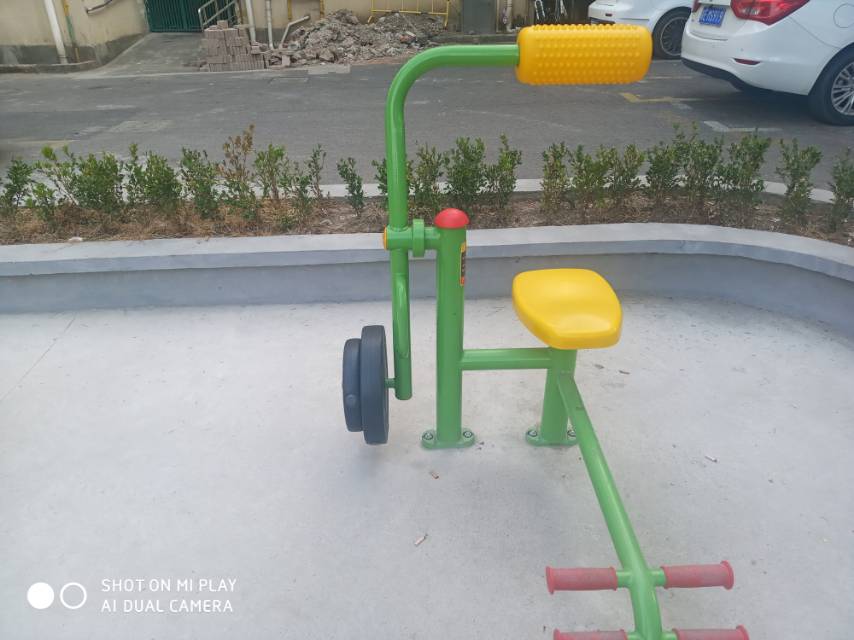 腹背鍛煉器 腹背鍛煉器