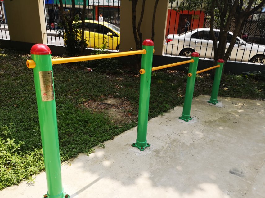 多聯壓腿架 多聯壓腿架