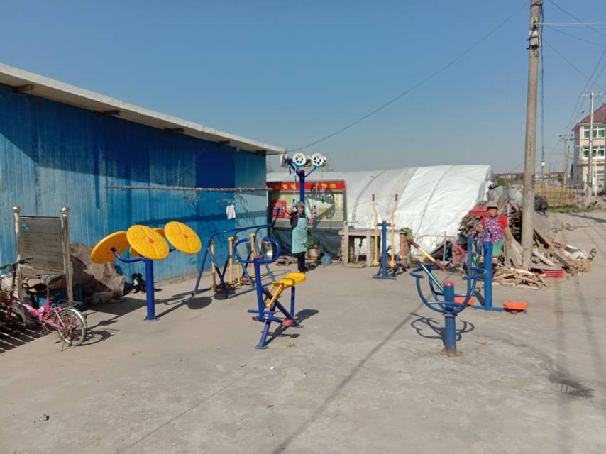 立新村3組233號西健身路徑 立新村3組233號西健身路徑