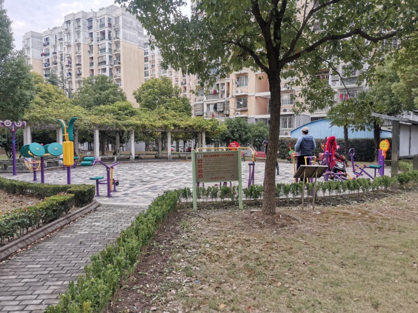 楊思三居楊思路1121弄健身點