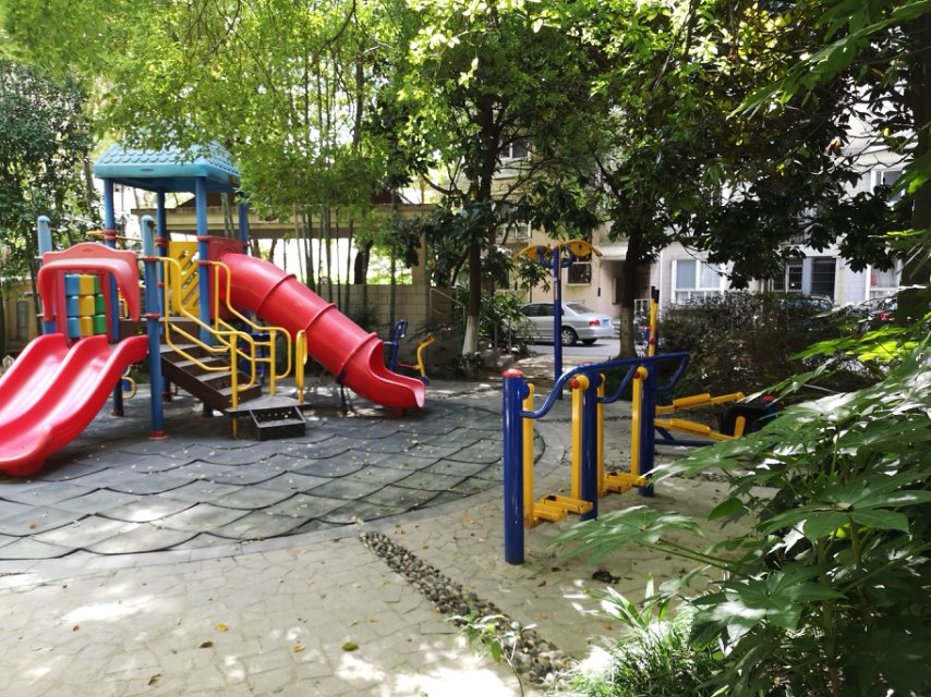 局后居委健身點