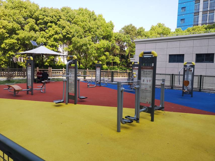 宏潤北側市民健身苑點