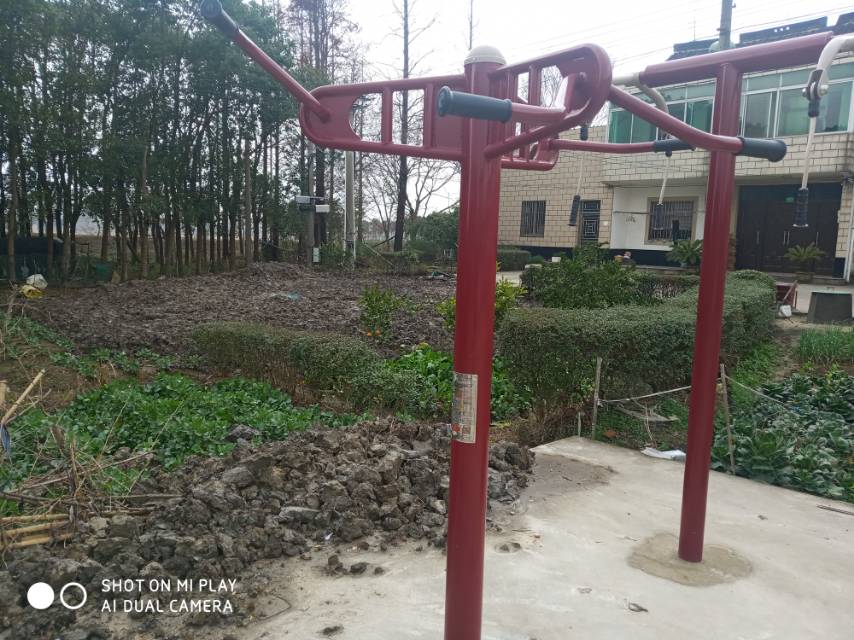 三人引體架 三人引體架