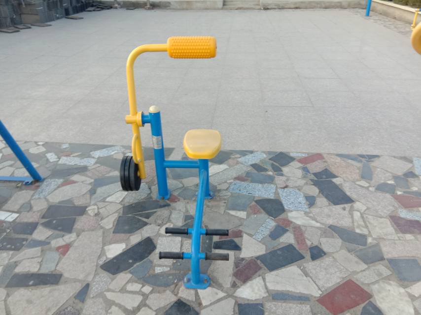 腹背鍛煉器 腹背鍛煉器