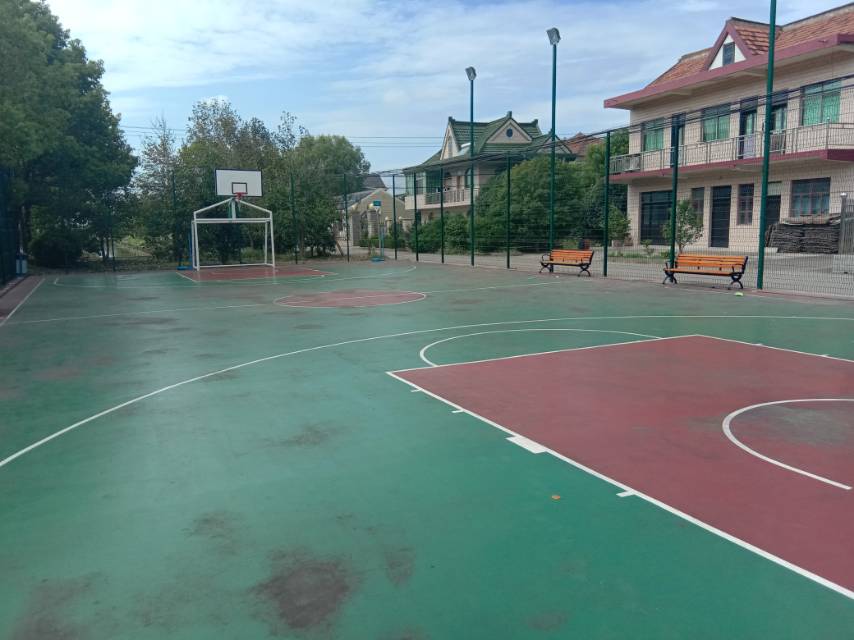 五滧村籃球場