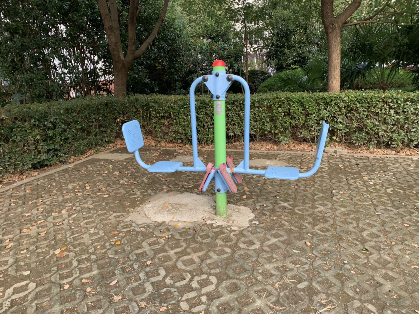 雙人坐蹬器 雙人坐蹬器