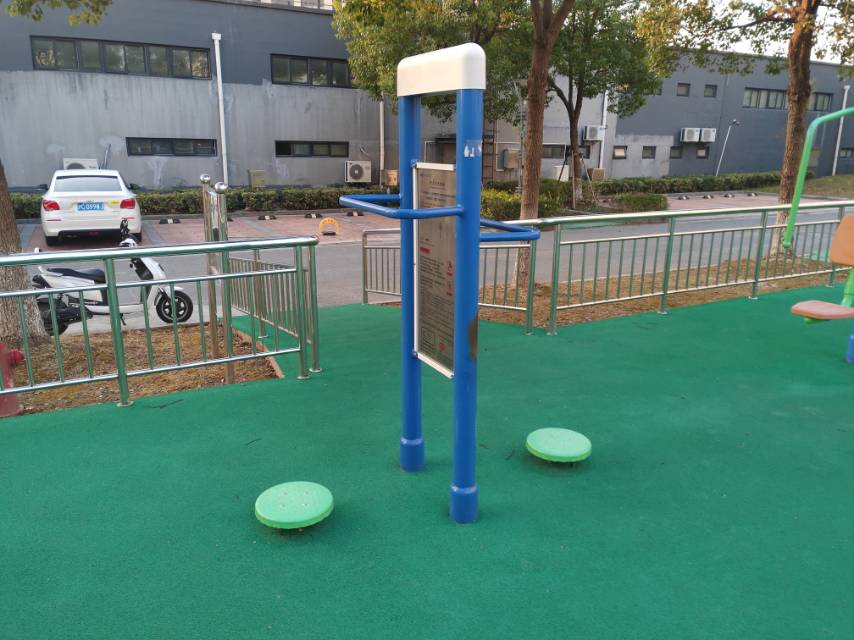 雙立柱扭腰器 雙立柱扭腰器