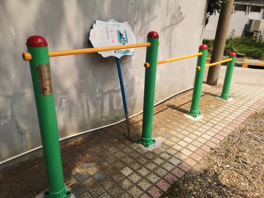 多聯(lián)壓腿架 多聯(lián)壓腿架