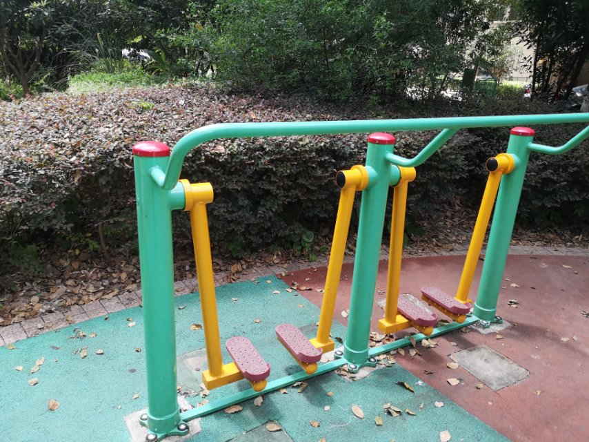 兩聯漫步機