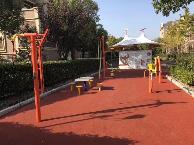 海灣鎮世茂愛瑪尚郡健身點