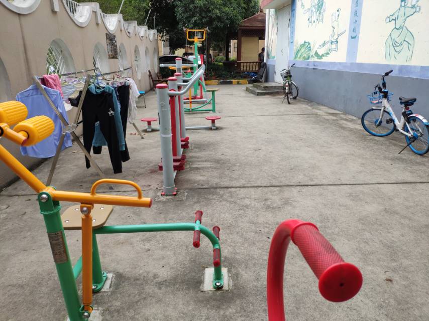 匯成五村健身點(diǎn)（1）