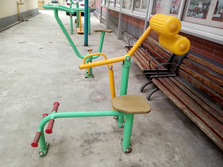 腹背鍛煉器 腹背鍛煉器