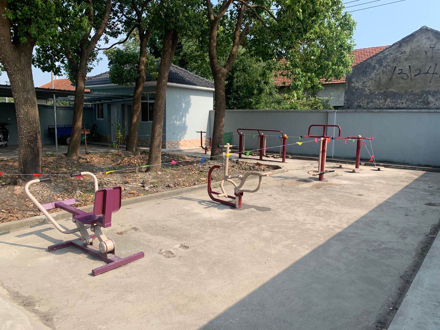 呂巷鎮（顏圩村寒圩24組）市民益智健身點