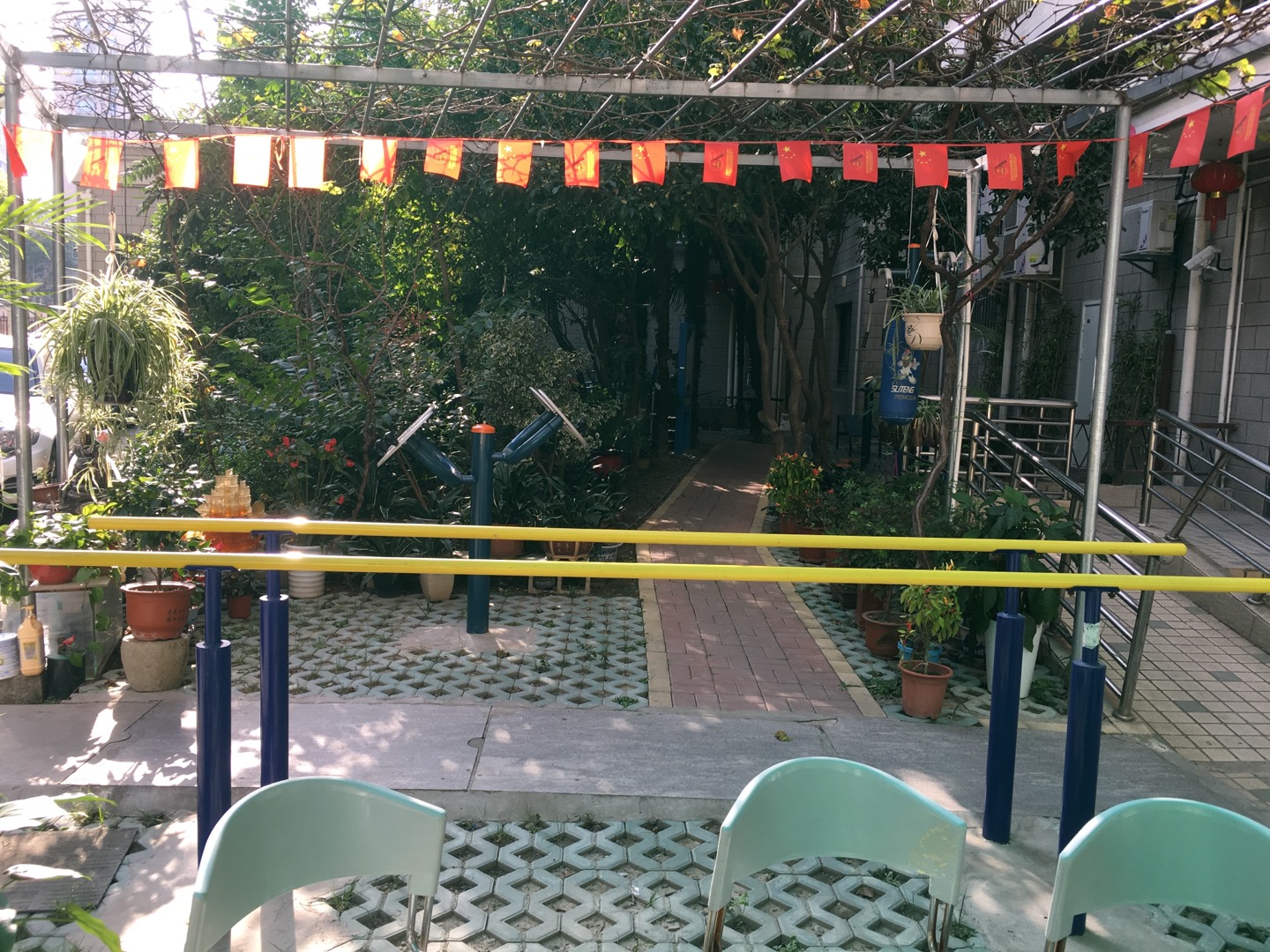 靜安區(qū)寶山路街道王家宅居委健身點(虬江路1226號) 靜安區(qū)寶山路街道王家宅居委健身點(虬江路1226號)