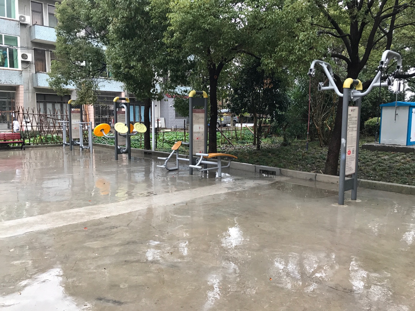 柘林鎮如意居委市民益智健身苑點
