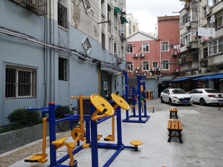 大興居委健身點