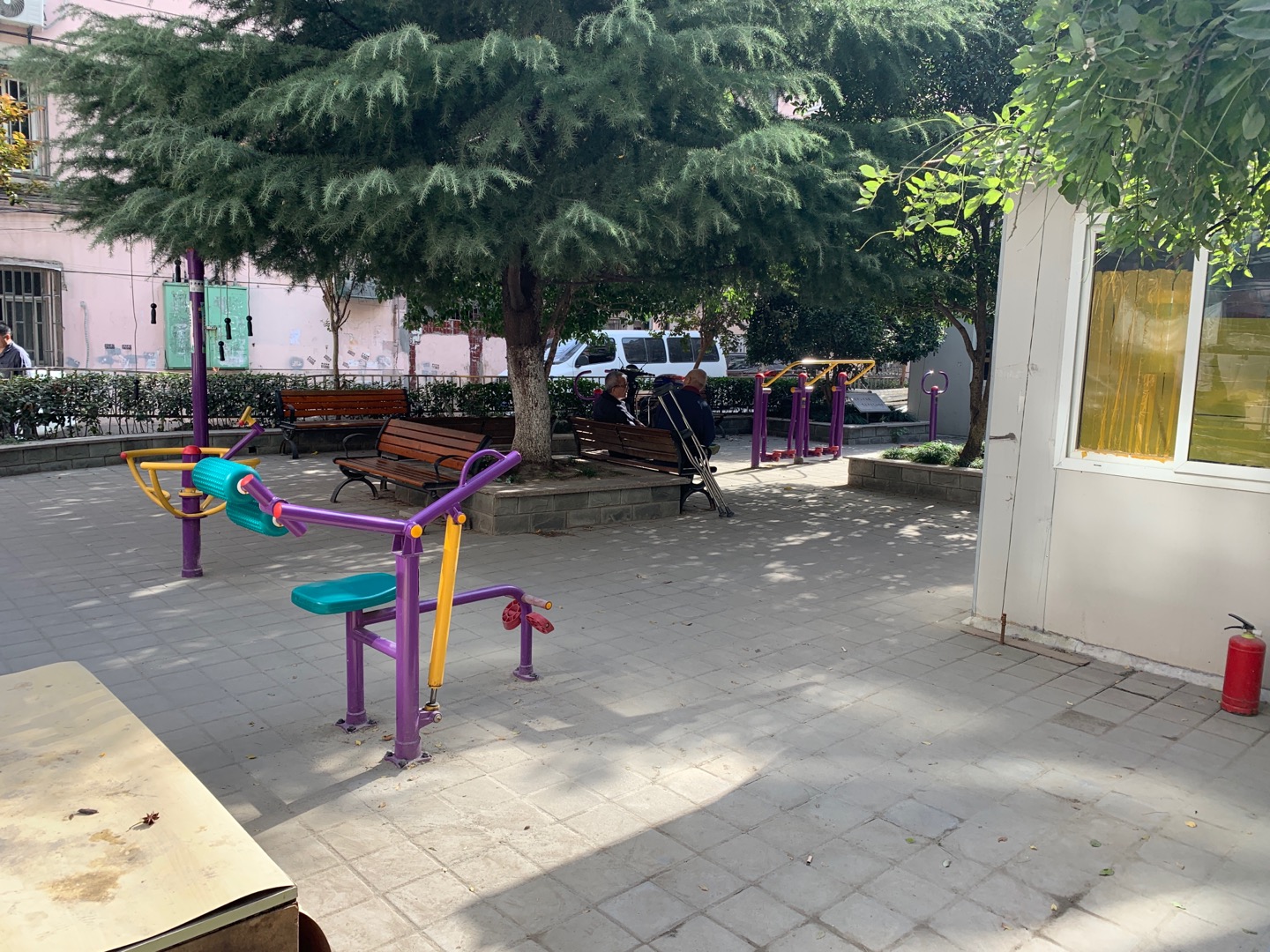 朱家灘居委健身點1