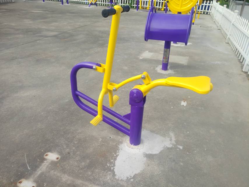 健騎機 健騎機