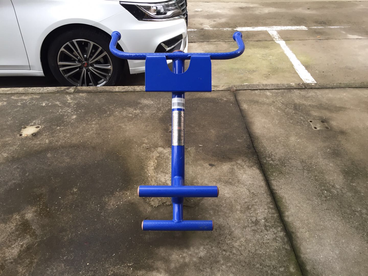 背肌訓(xùn)練器 背肌訓(xùn)練器