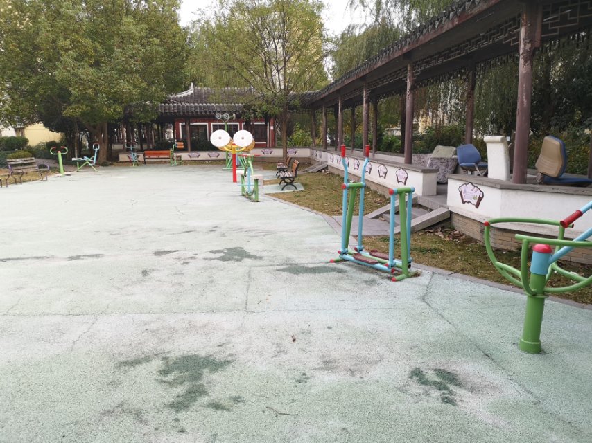 中城苑居委中成苑北門健身點 中城苑居委中成苑北門健身點