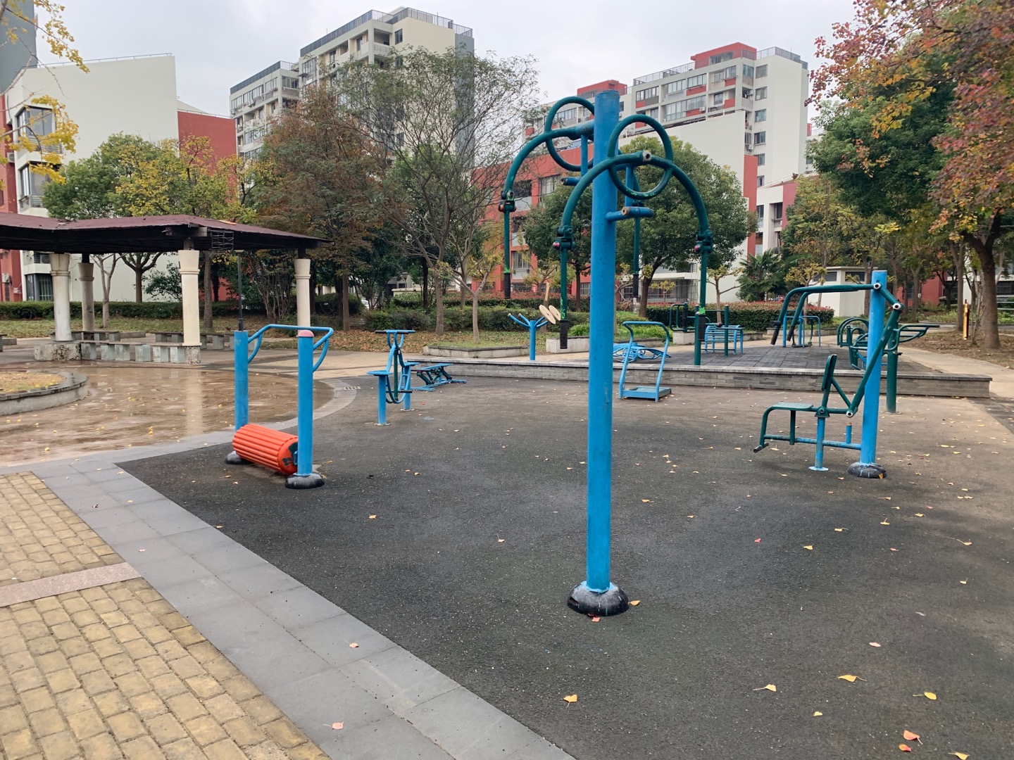 荷風(fēng)翠庭健身點(diǎn) 荷風(fēng)翠庭健身點(diǎn)