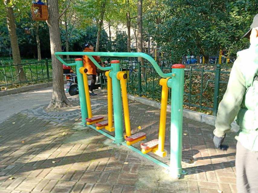 兩聯漫步機 兩聯漫步機