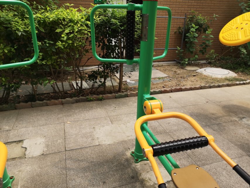 坐式腰背按摩器 坐式腰背按摩器