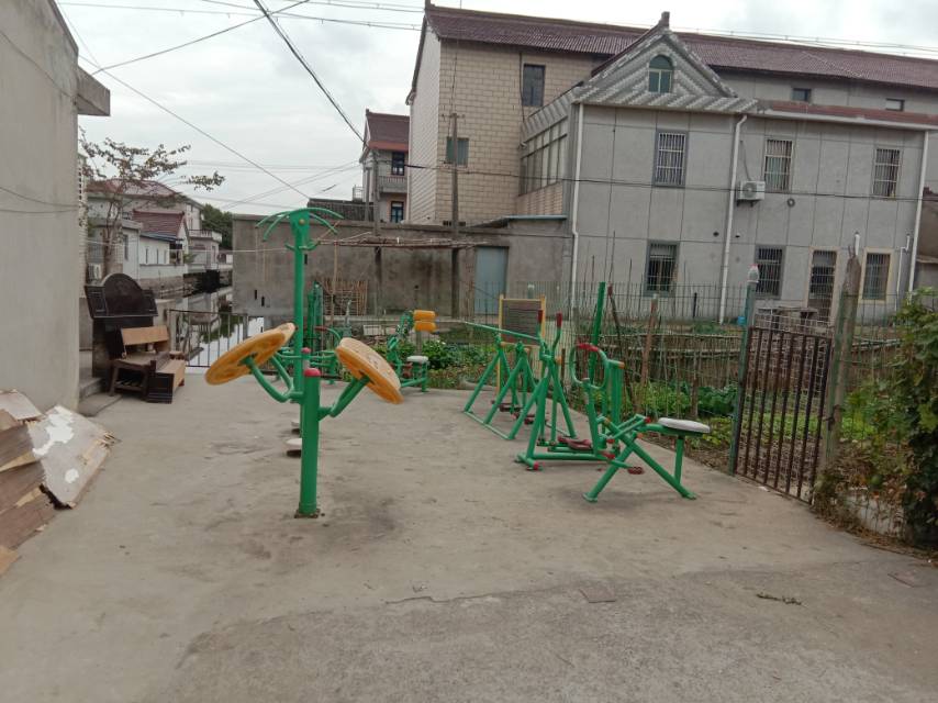 果園村1組健身點