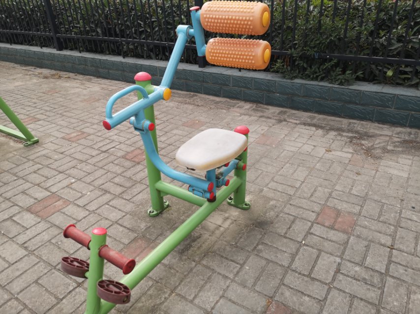 腹背鍛煉器 腹背鍛煉器