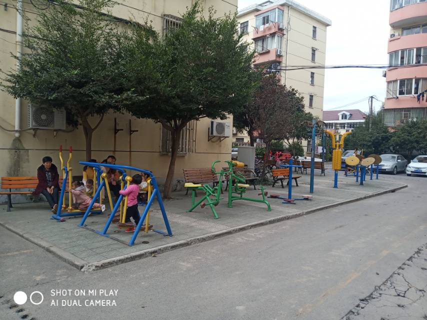 陸凌居委健身點(diǎn)3 陸凌居委健身點(diǎn)3