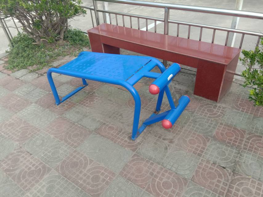 仰臥起坐板 仰臥起坐板