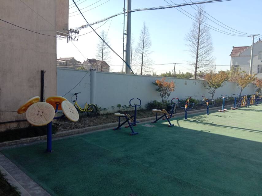 星火村村委會888號南健身路徑 星火村村委會888號南健身路徑