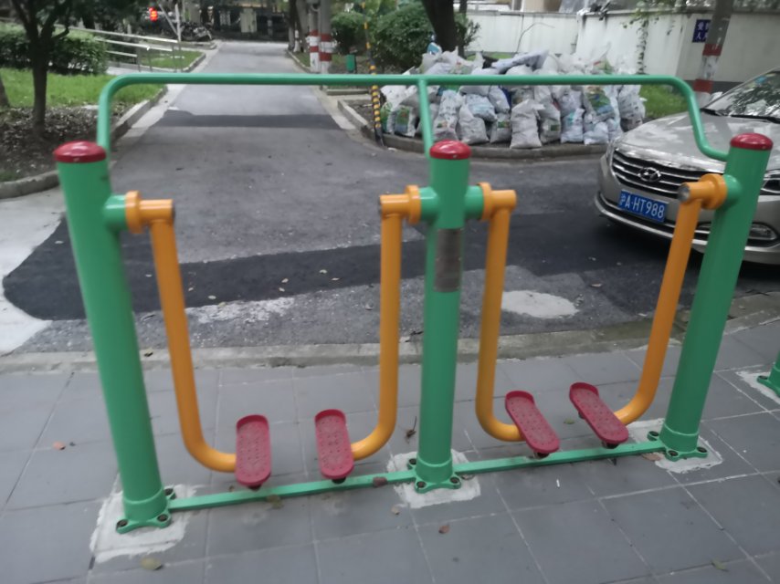 兩聯漫步機