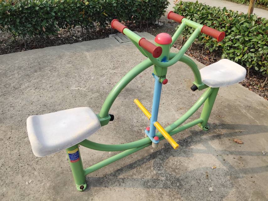 下肢康復器