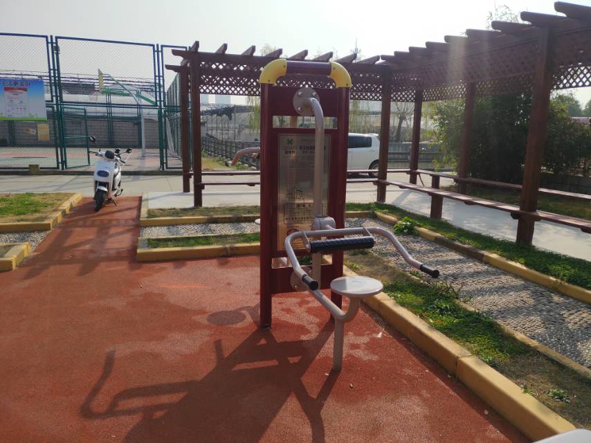 雙立柱頸腰按摩器 雙立柱頸腰按摩器