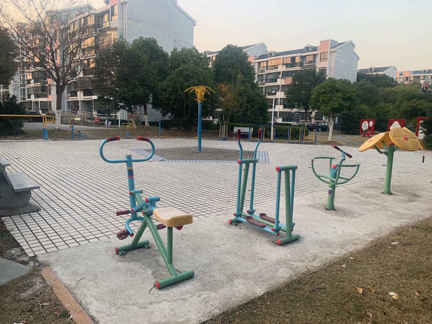 新舒苑南苑健身點