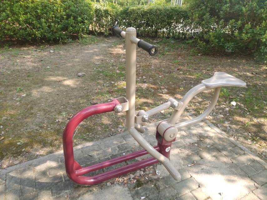 騎馬機