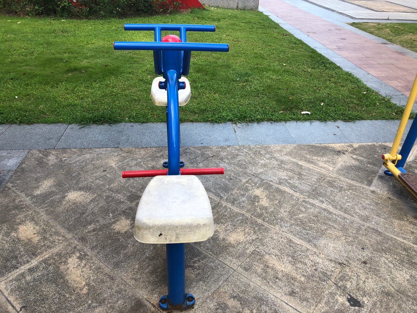 下肢康復器