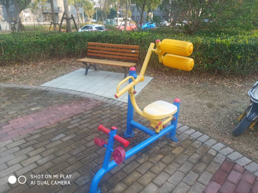 自重腰背鍛煉器 自重腰背鍛煉器