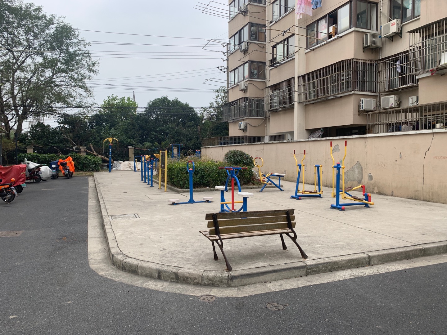 浦東新區(qū)高東鎮(zhèn)先鋒村村民委員會健身苑點3