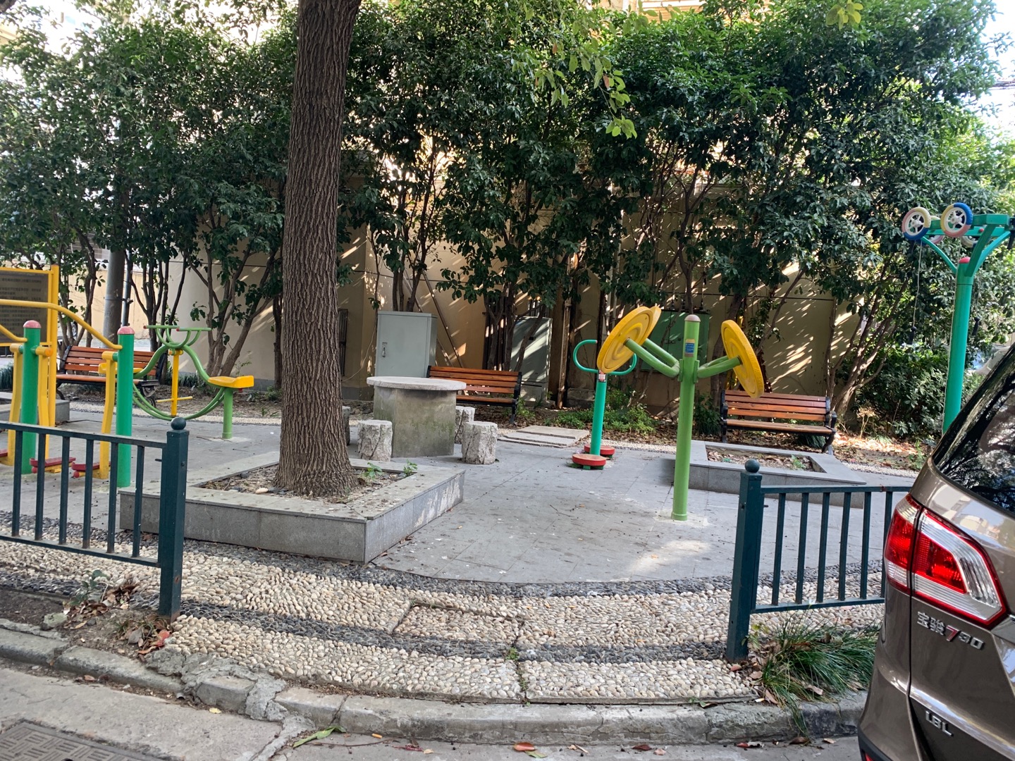 南浦居委市民益智健身點1