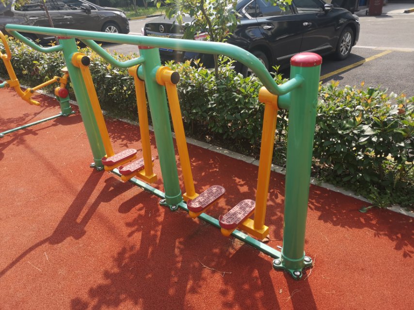 兩聯(lián)漫步機(jī) 兩聯(lián)漫步機(jī)